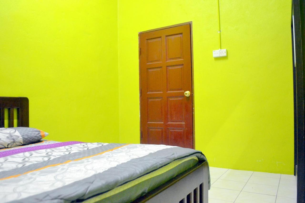 Homestay Jertih Besut Terengganu Esterno foto