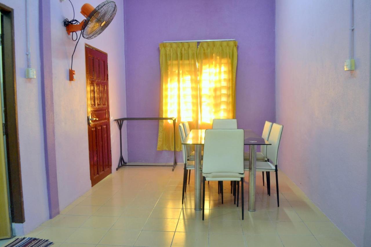 Homestay Jertih Besut Terengganu Esterno foto